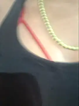 gatadeojosclaros online show from 02-03-25, 01:41