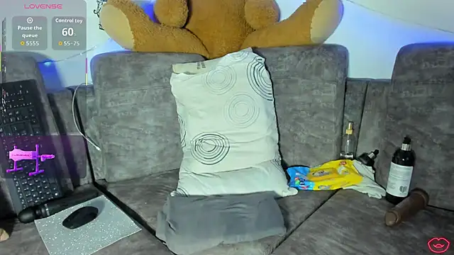 BrianaHazel online show from 11-18-25, 11:37