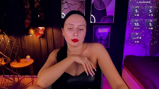 Snapshot of Christy_Calypso chatting on 12-30-24, 11:17 Christy Calypso online show from 12-30-24, 11:17