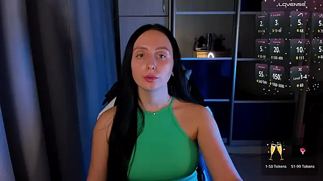 Snapshot of Christy_Calypso chatting on 02-05-25, 01:15 Christy Calypso online show from 02-05-25, 01:15