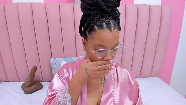 ISABELLA 020 online show from 02-13-25, 06:48