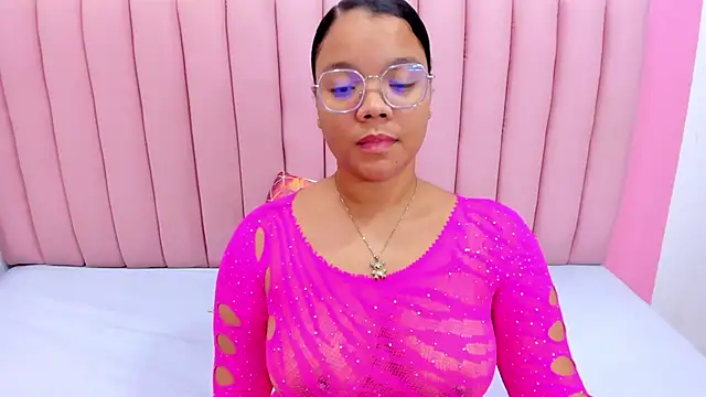 ISABELLA 020 online show from 03-06-25, 12:19