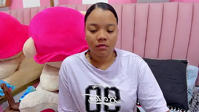 ISABELLA 020 online show from 09-09-25, 01:21