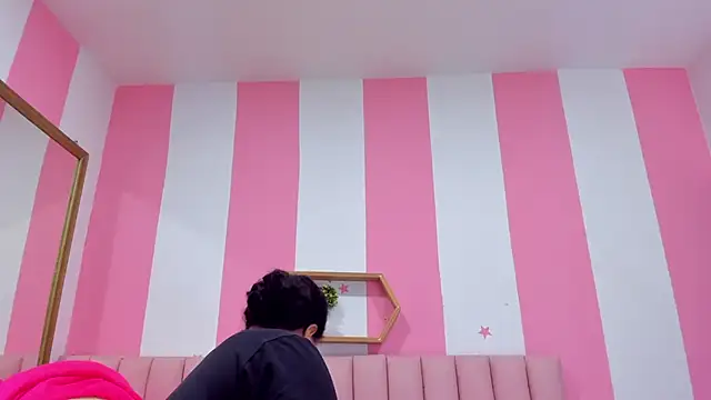 ISABELLA 020 online show from 09-22-25, 01:57