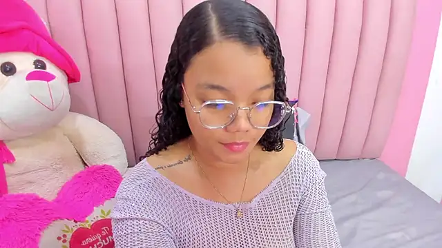 ISABELLA 020 online show from 04-01-26, 01:41