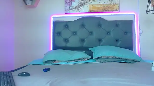 Kim clark1 online show from 09-21-25, 02:29