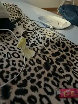 susilover6969x6969 online show from 03-09-25, 02:18