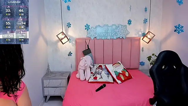 Snapshot of chelsyquinn chatting on 12-28-24, 04:19 chelsyquinn online show from 12-28-24, 04:19