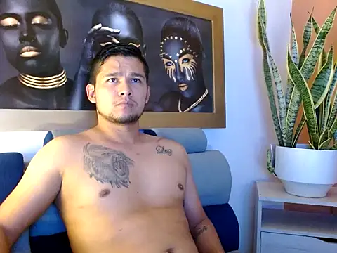 henrique Batman Latex017 online show from 02-02-25, 02:59