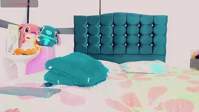  Riannagarcia  online show from 02-20-25, 01:46