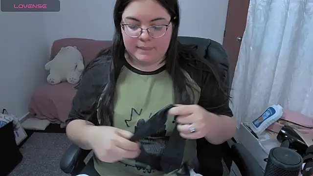 Aria Fullbuster online show from 03-21-26, 10:24