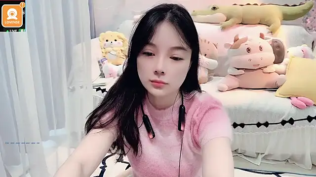 AKiKi711 online show from 10-08-25, 04:21