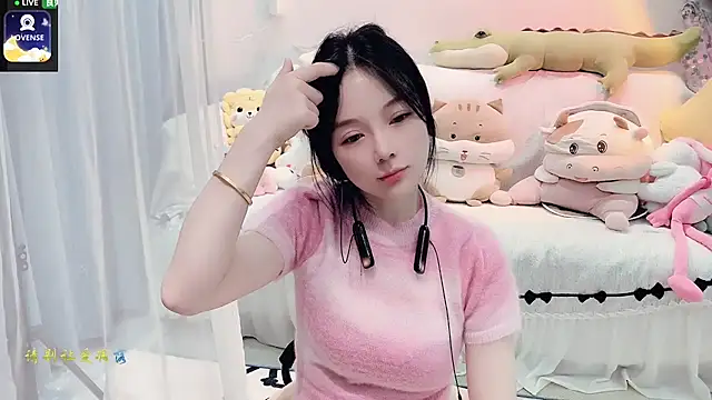 AKiKi711 online show from 10-08-25, 04:26