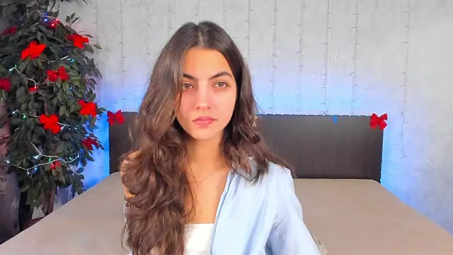 Milana Crystal  online show from 12-30-24, 08:10