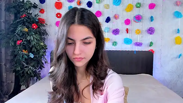 Milana Crystal  online show from 03-23-25, 08:15