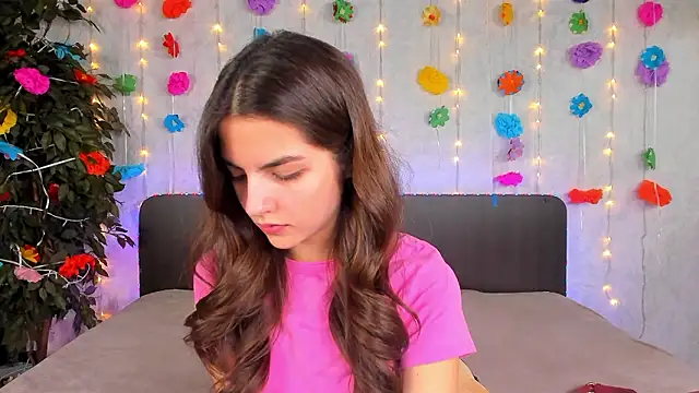 Milana Crystal  online show from 03-13-26, 08:10