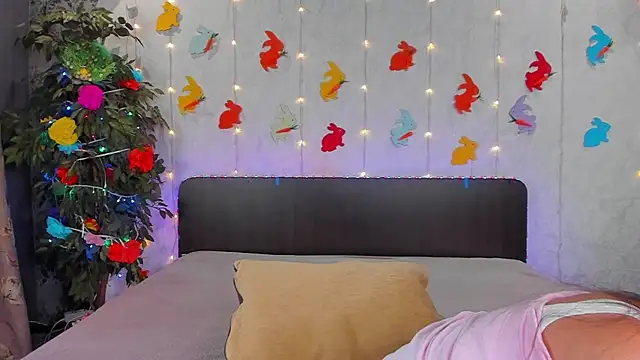 Milana Crystal  online show from 04-11-26, 07:13