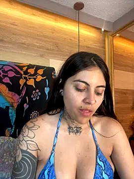 Cori Paige online show from 10-04-25, 12:52