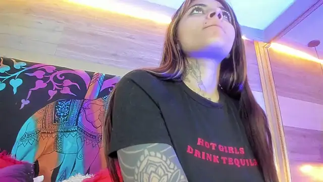 Cori Paige online show from 04-04-26, 04:22