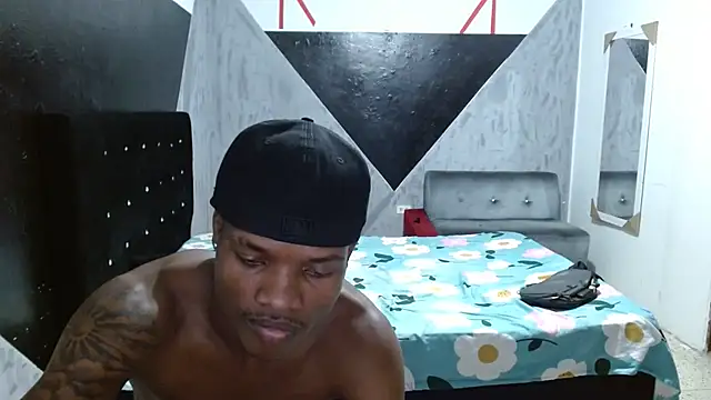 MiguelAngelxl online show from 01-07-26, 01:41