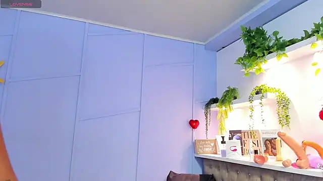 Georgina-coule online show from 03-12-25, 06:22