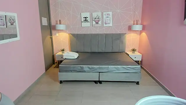 zara  sweet online show from 02-19-25, 12:44