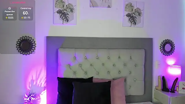 Kylie2211 online show from 03-02-25, 12:01