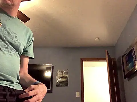 Hebrewhammers42 online show from 02-25-25, 02:58