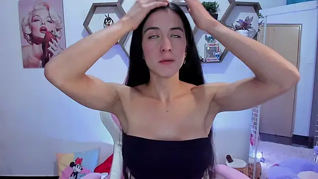 Snapshot of SharonSander chatting on 02-13-25, 03:29 SharonSander online show from 02-13-25, 03:29