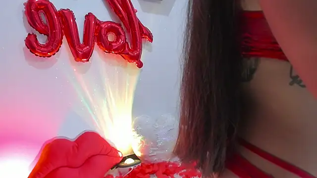 Snapshot of SharonSander chatting on 02-15-25, 04:36 SharonSander online show from 02-15-25, 04:36