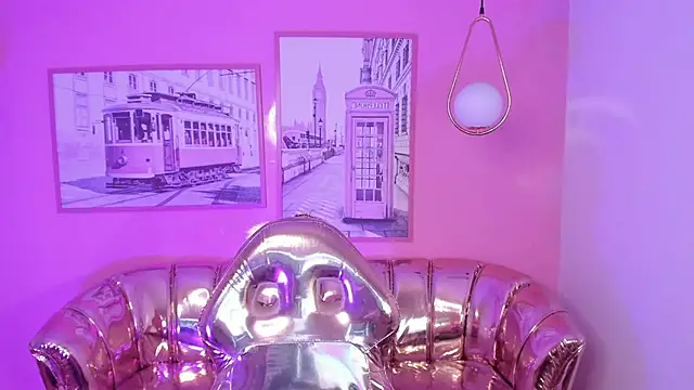 Snapshot of carlie_mayer_v chatting on 01-23-25, 01:56 carlie mayer v online show from 01-23-25, 01:56