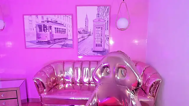 Snapshot of carlie_mayer_v chatting on 02-27-25, 04:41 carlie mayer v online show from 02-27-25, 04:41