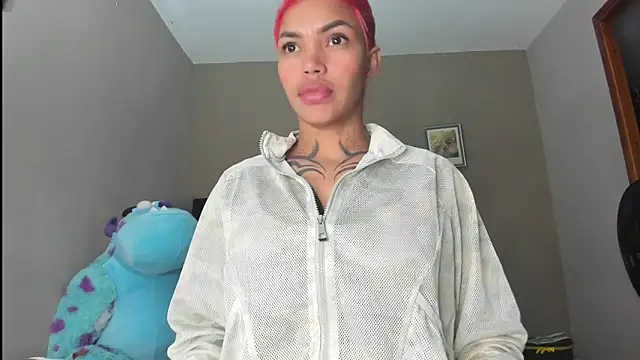 Snapshot of nathaliefox chatting on 10-09-25, 01:14 nathaliefox online show from 10-09-25, 01:14