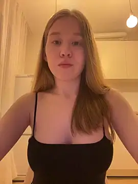 Eva Weyne online show from 03-12-26, 08:26