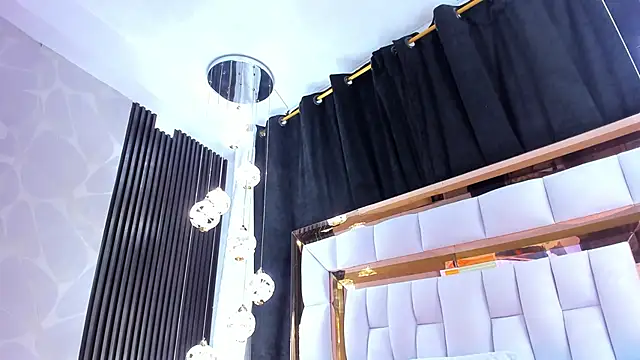 SarayRoyse online show from 02-17-26, 07:42