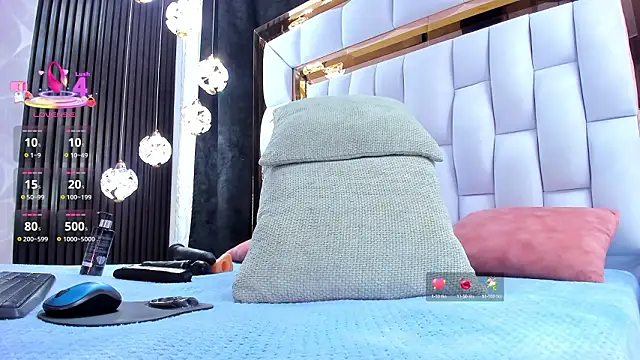 SarayRoyse online show from 03-10-26, 07:52