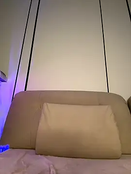 Snapshot of Sweet__Milly chatting on 11-09-25, 05:00 Sweet Milly online show from 11-09-25, 05:00