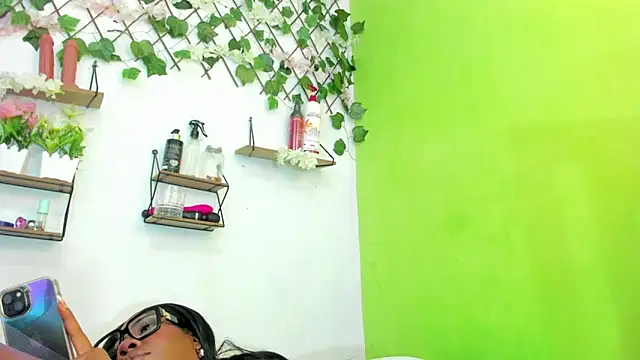 Snapshot of LexiieGrey chatting on 03-22-25, 02:48 LexiieGrey online show from 03-22-25, 02:48