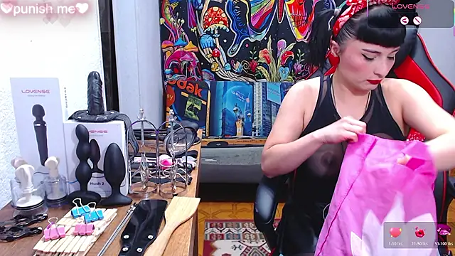 leah  smiith online show from 02-26-26, 02:32