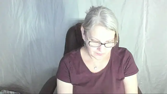 irinamaux online show from 03-06-25, 04:41