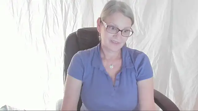 irinamaux online show from 03-08-25, 07:49