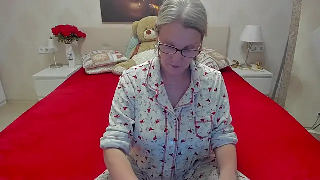 irinamaux online show from 03-13-25, 06:56