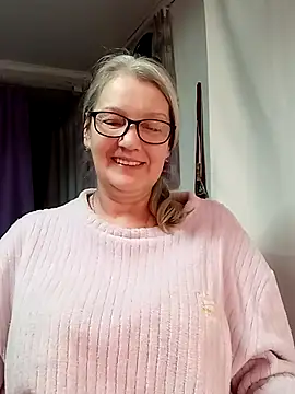 Snapshot of irinamaux chatting on 02-08-26, 04:16 irinamaux online show from 02-08-26, 04:16