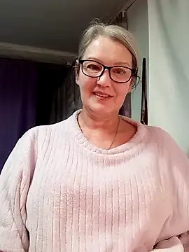 Snapshot of irinamaux chatting on 02-12-26, 11:55 irinamaux online show from 02-12-26, 11:55