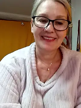 irinamaux online show from 03-15-26, 11:05