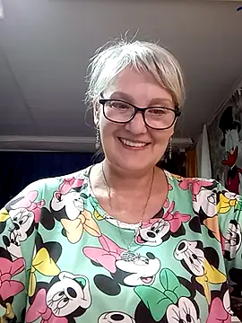 Snapshot of irinamaux chatting on 05-31-26, 05:09 irinamaux online show from 05-31-26, 05:09