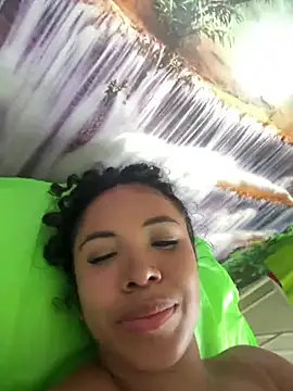 Brunettexio online show from 02-14-25, 07:54