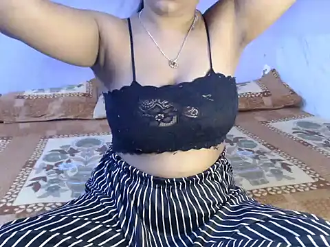 Freya nia online show from 12-24-24, 09:39