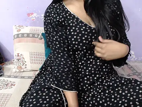 Freya nia online show from 11-15-25, 02:02