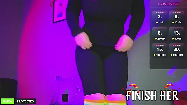 Snapshot of princess_sofiee chatting on 11-14-25, 02:16 princess sofiee online show from 11-14-25, 02:16